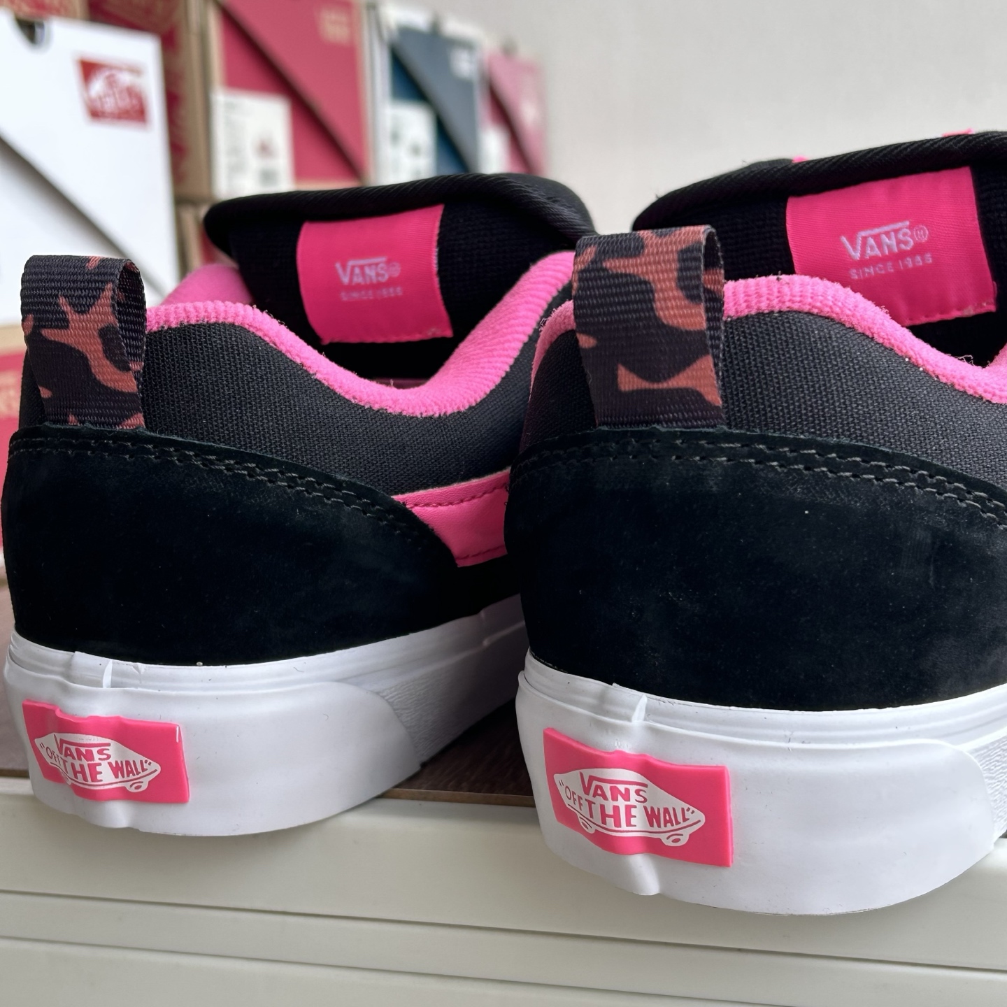 Vans Knu Skool dragon fruit