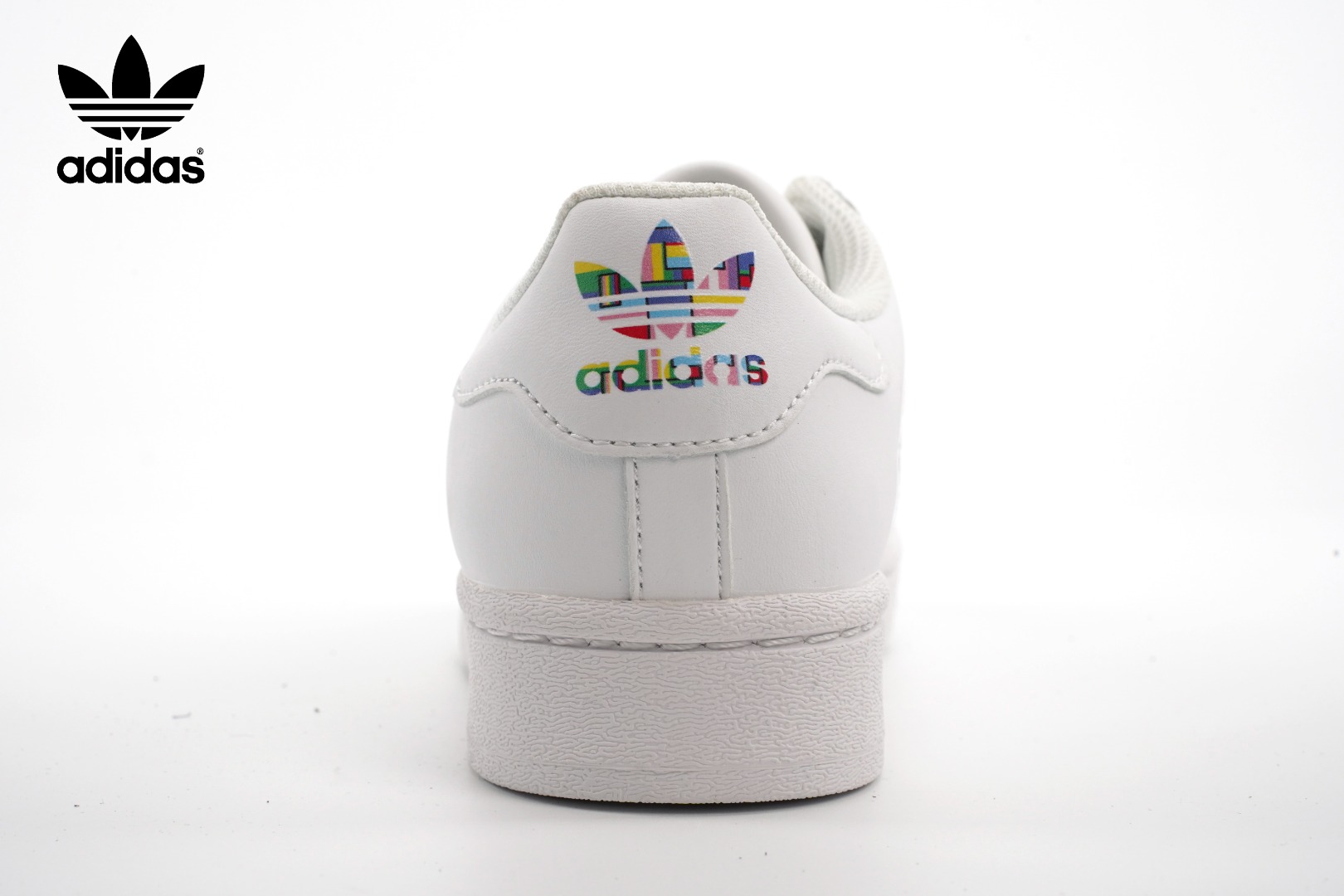 Adidas Superstar big lotus