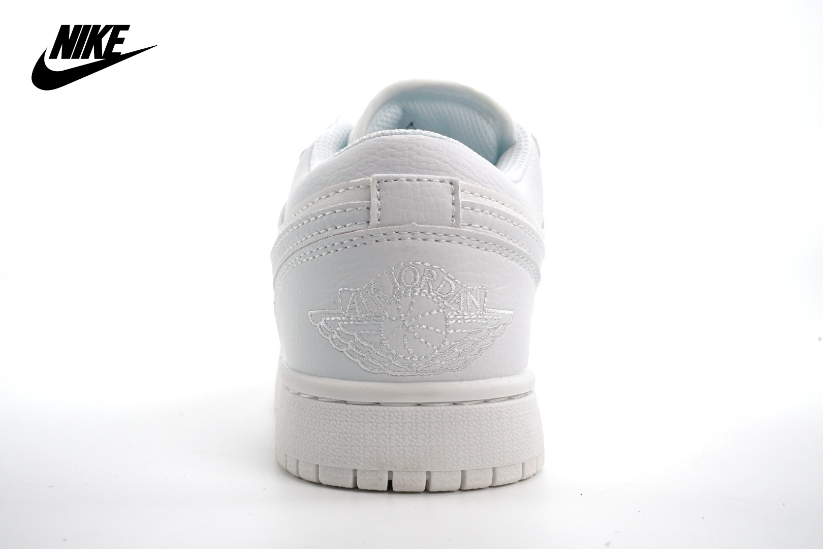 Air Jordan 1 Low OG triple white
