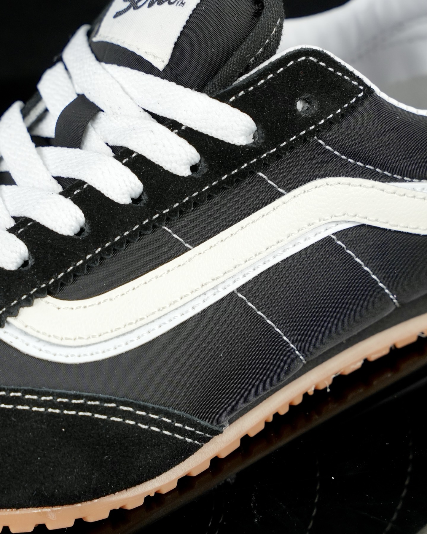 Vans Super LowPro black VN000D83BLA