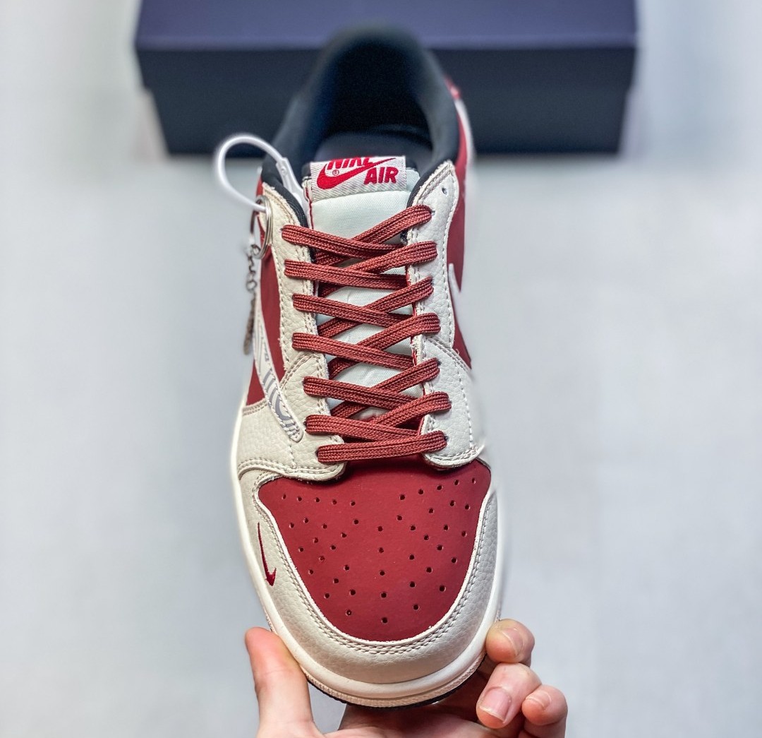 Nike Air Jordan 1 Travis Scott x Stussy wine
