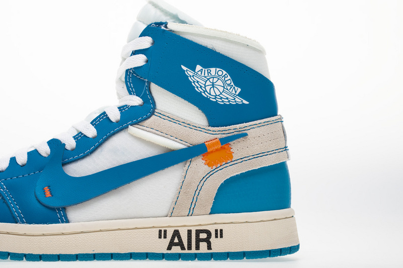 Nike Air Jordan 1 Retro High OG North Carolina Blue