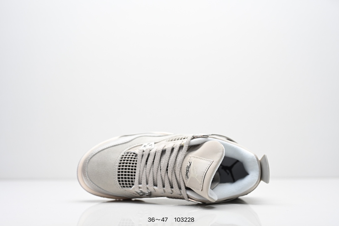 Nike Air Jordan 4 frozen moments