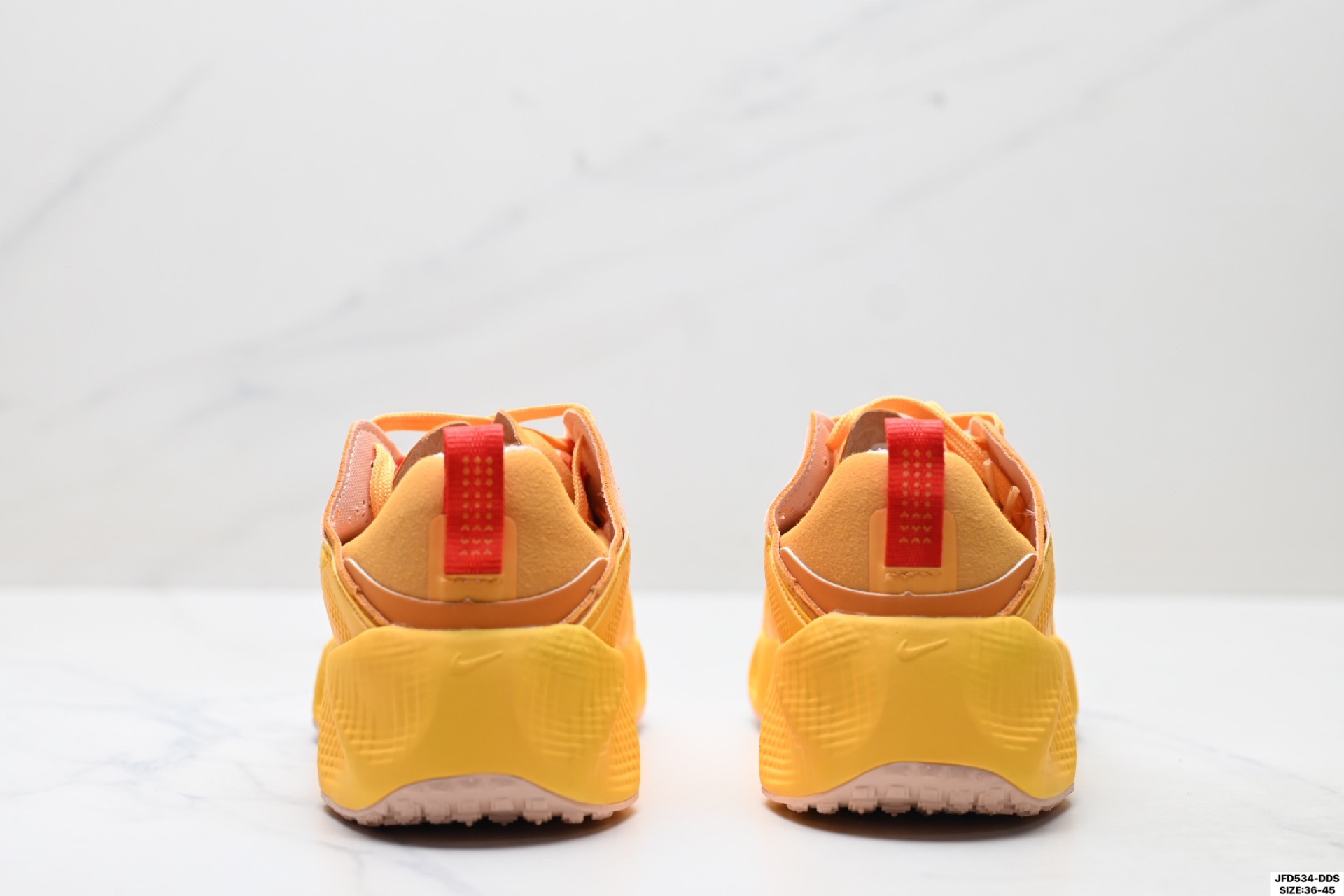 Nike Ava Rover Celestial Gold