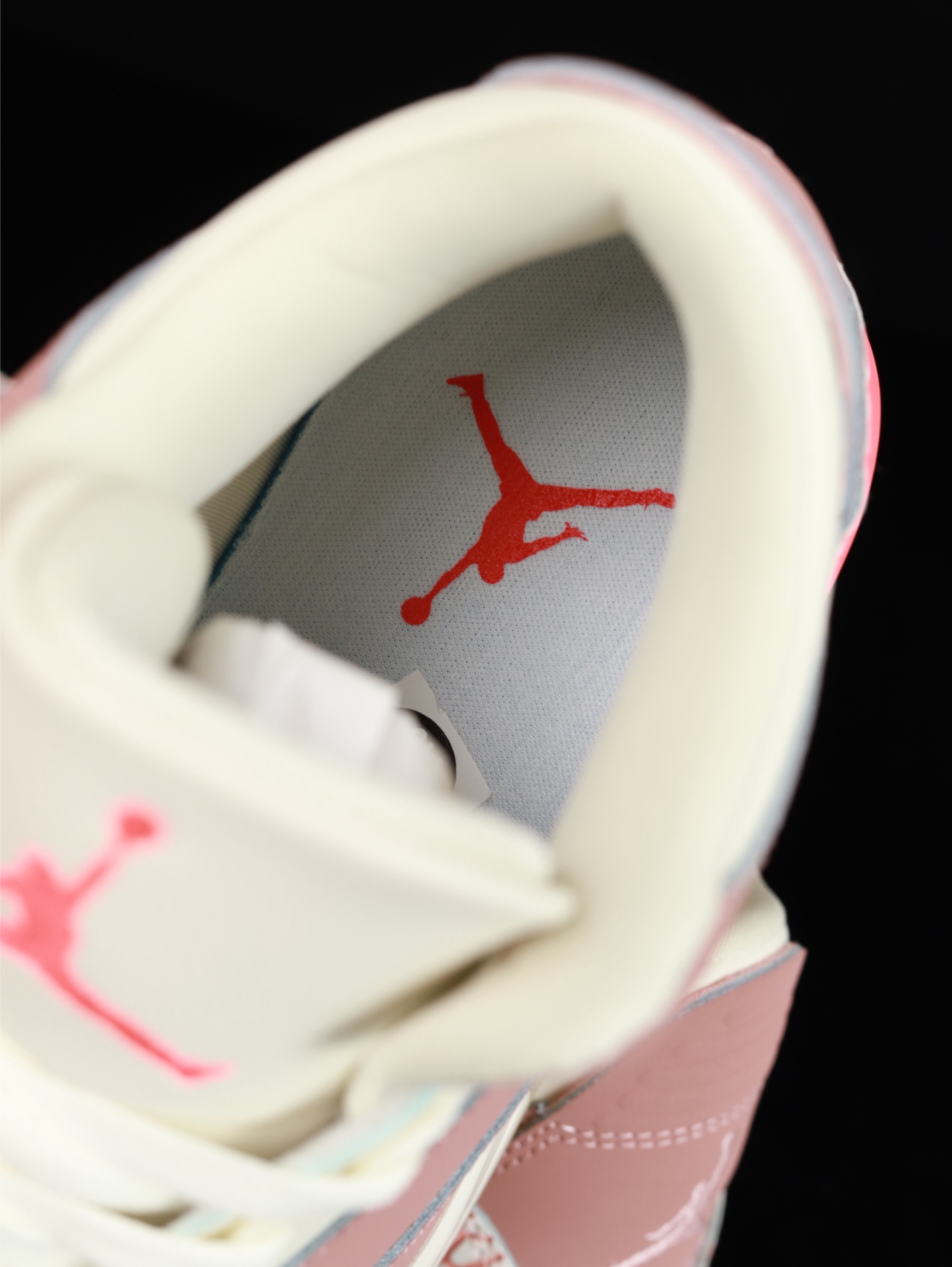 Nike Air Jordan 3 Retro WMNS Rust Pink