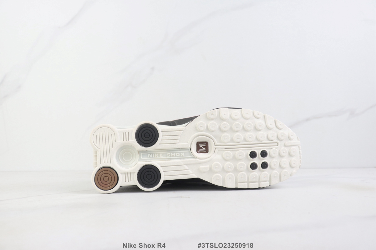 Nike Shox R4 White/Dark Brown