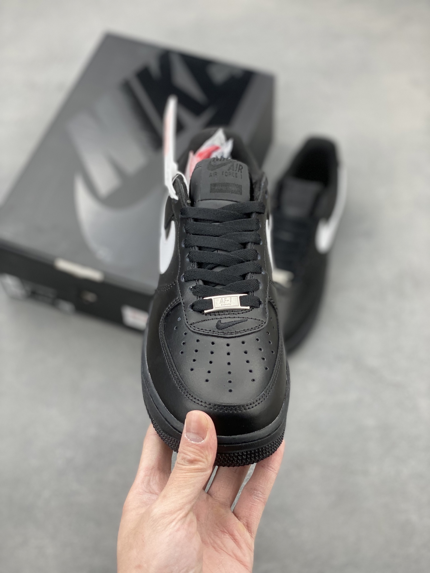 Supreme x Nike Air Force 1 Low Black/ White Swoosh