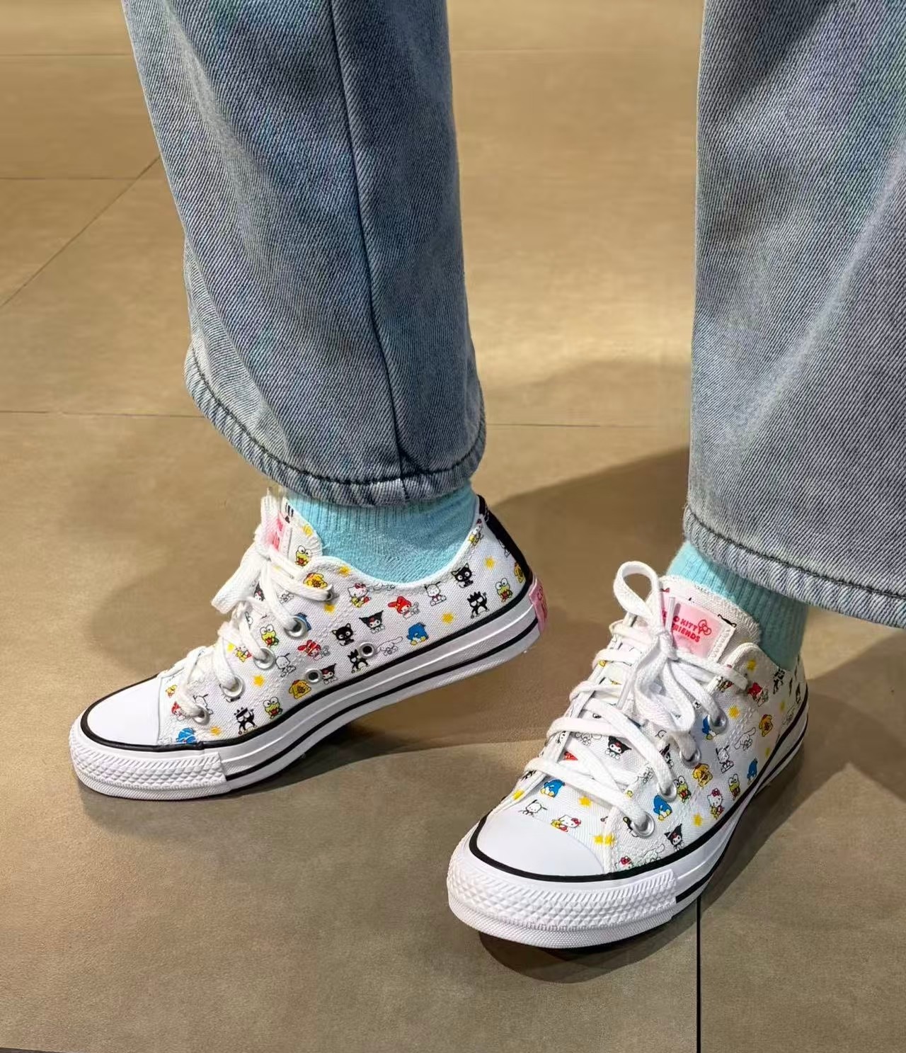 Converse Chuck 70 High x Sanrio Hello Kitty and Friends low