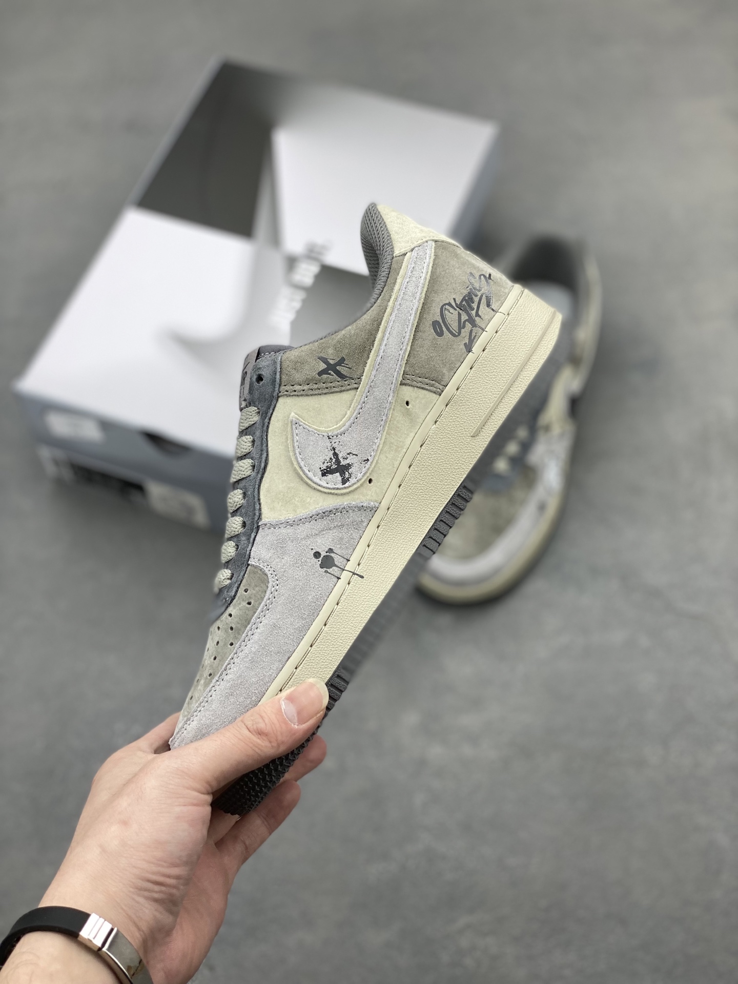 Nike Air Force 1 '07 Dark Skull