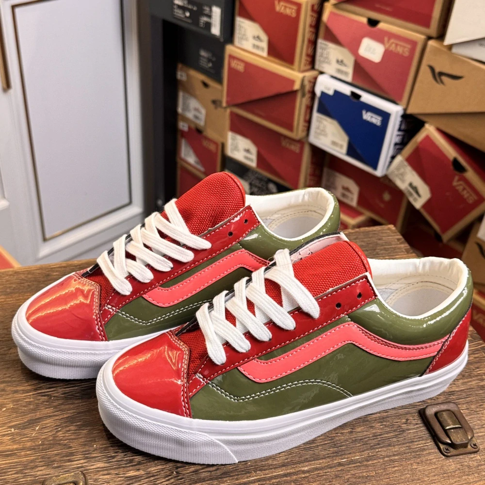 Vans Premium Old Skool Style 36 Red & Olive Patent