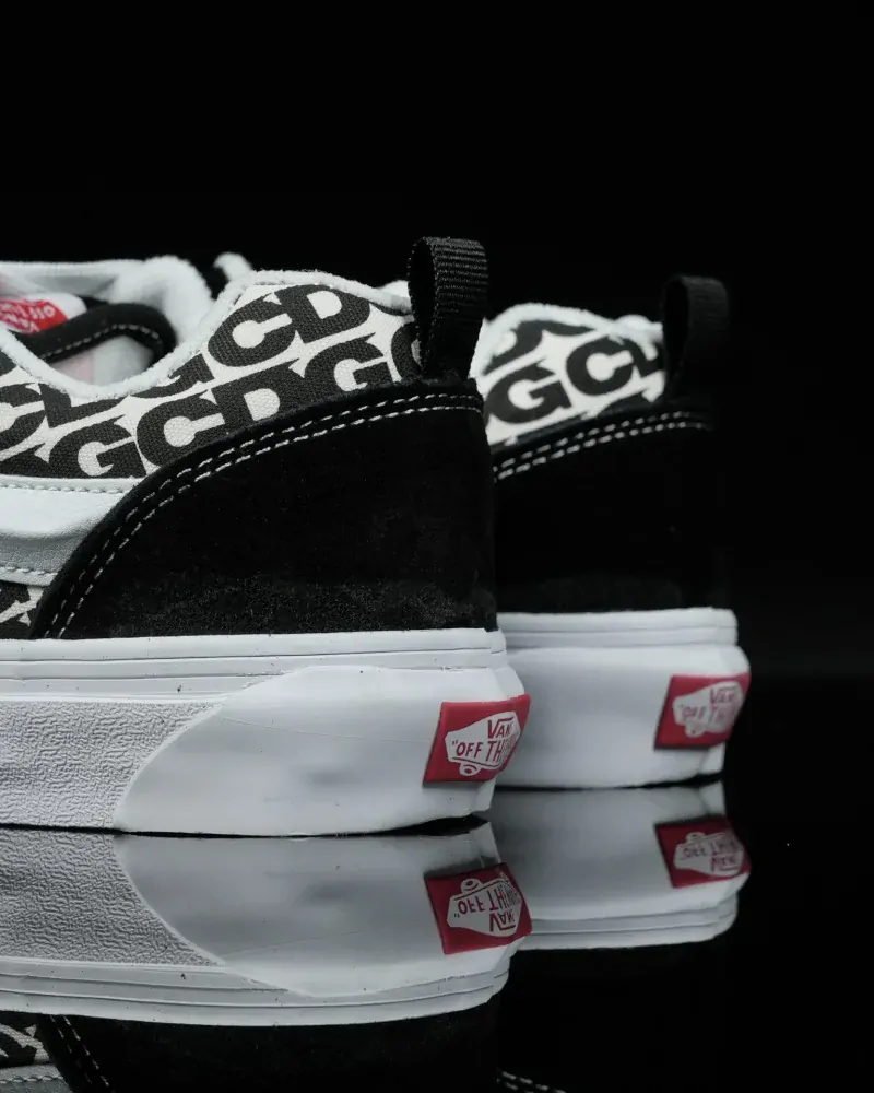 Vans Classics Knu Skool CDG 