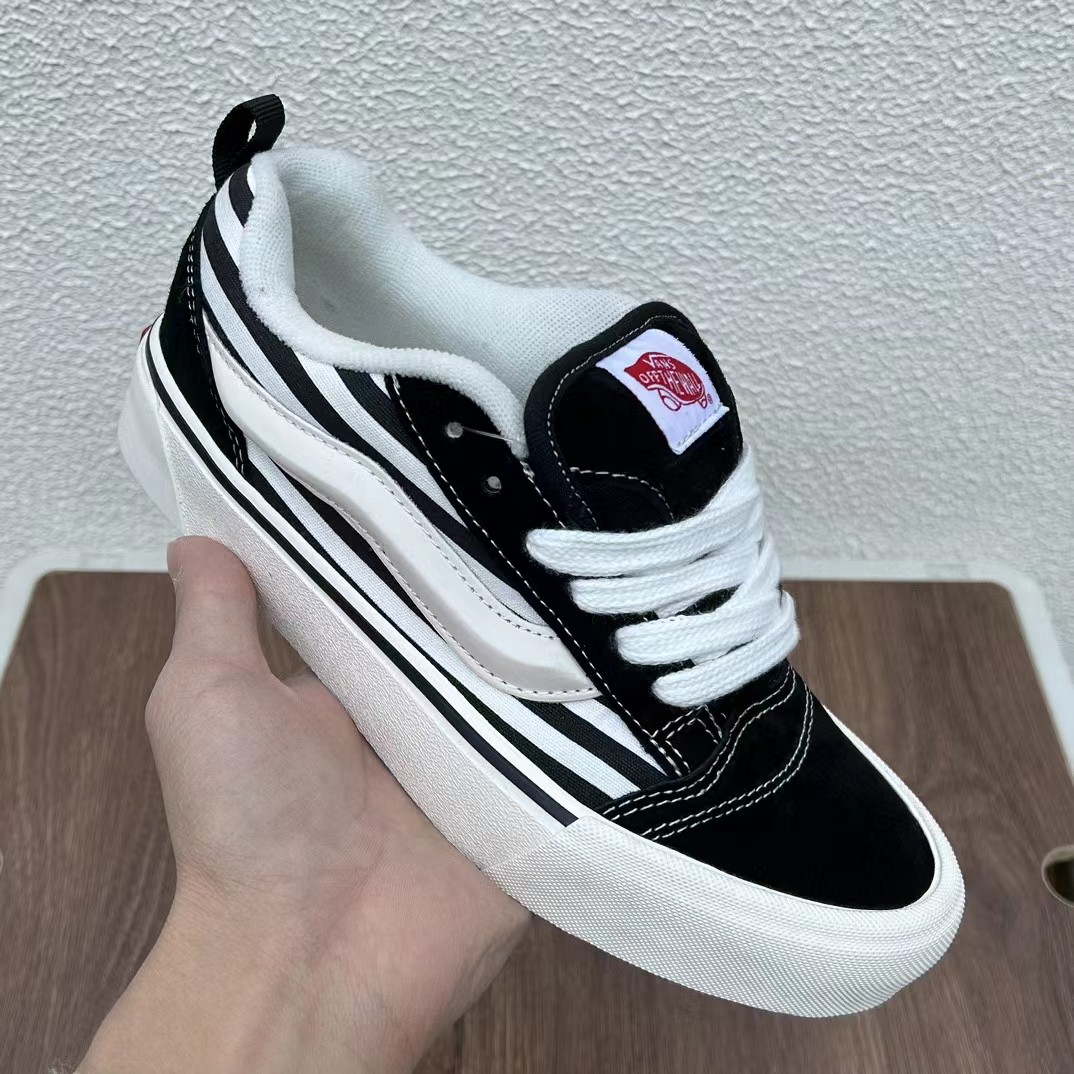 Vans Knu-Skool zebra