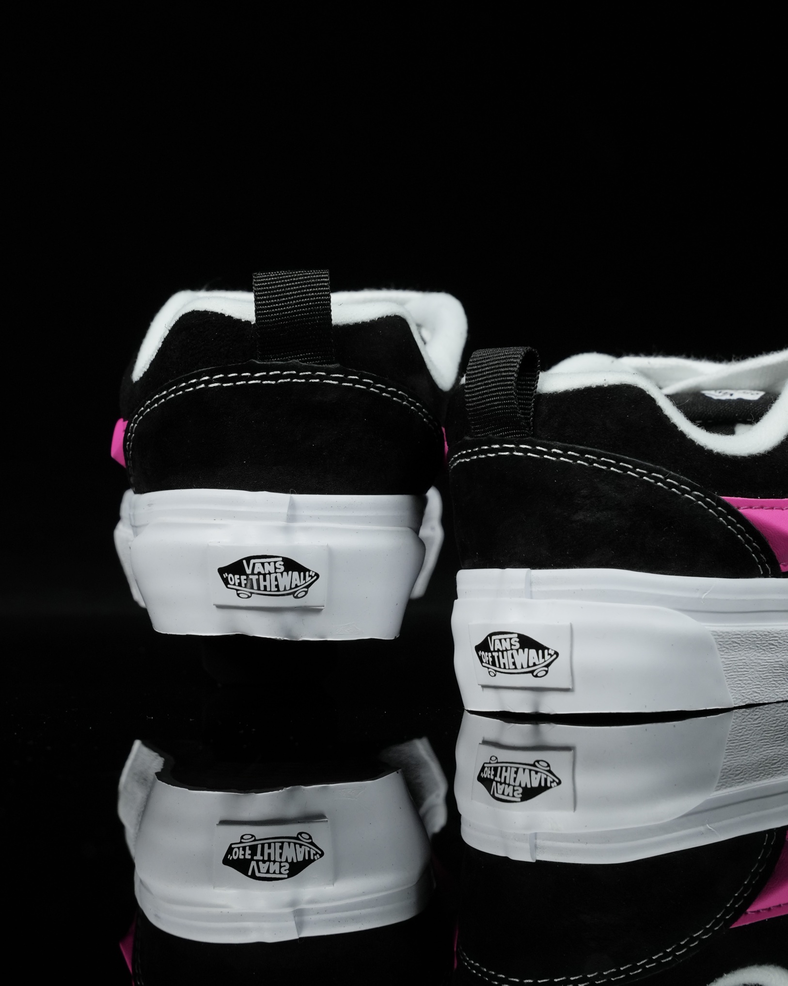 Vans Knu-Skool black pink