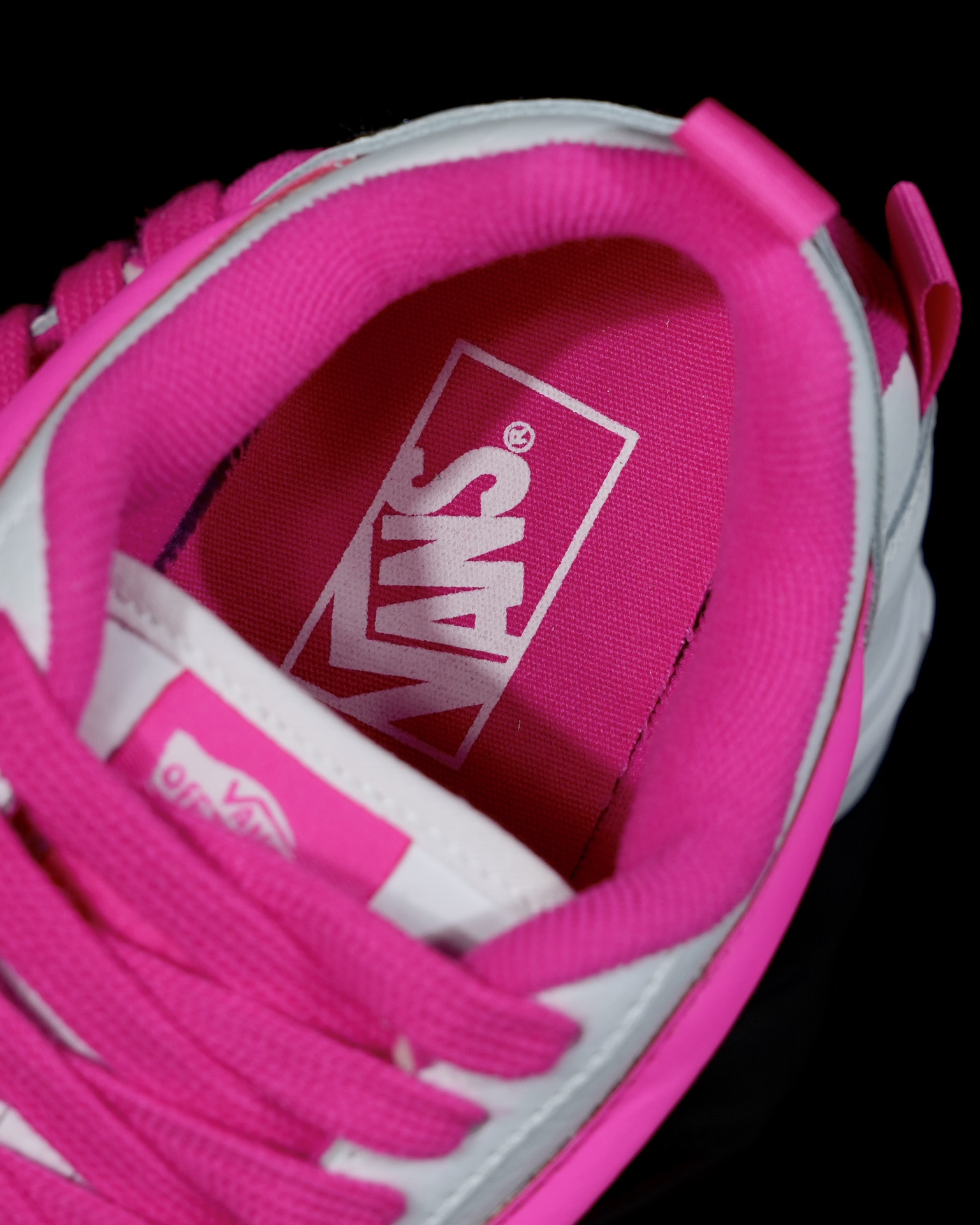 Vans Knu Skool white pink