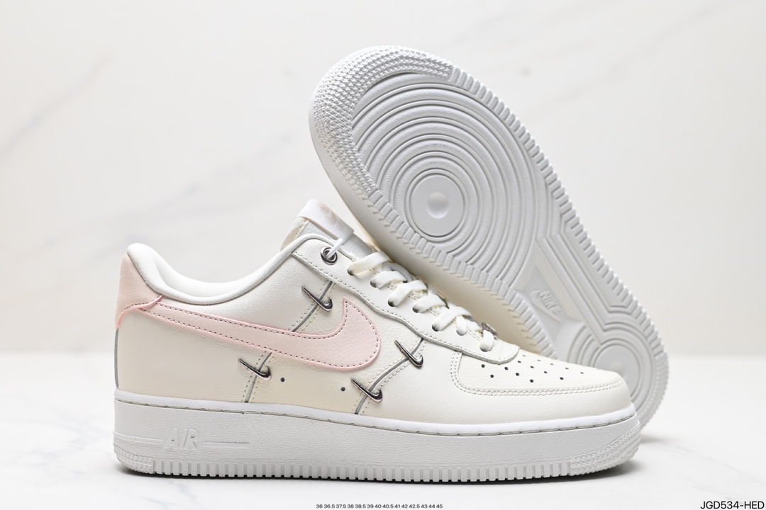 Nike Air Force 1 '07 guava ice