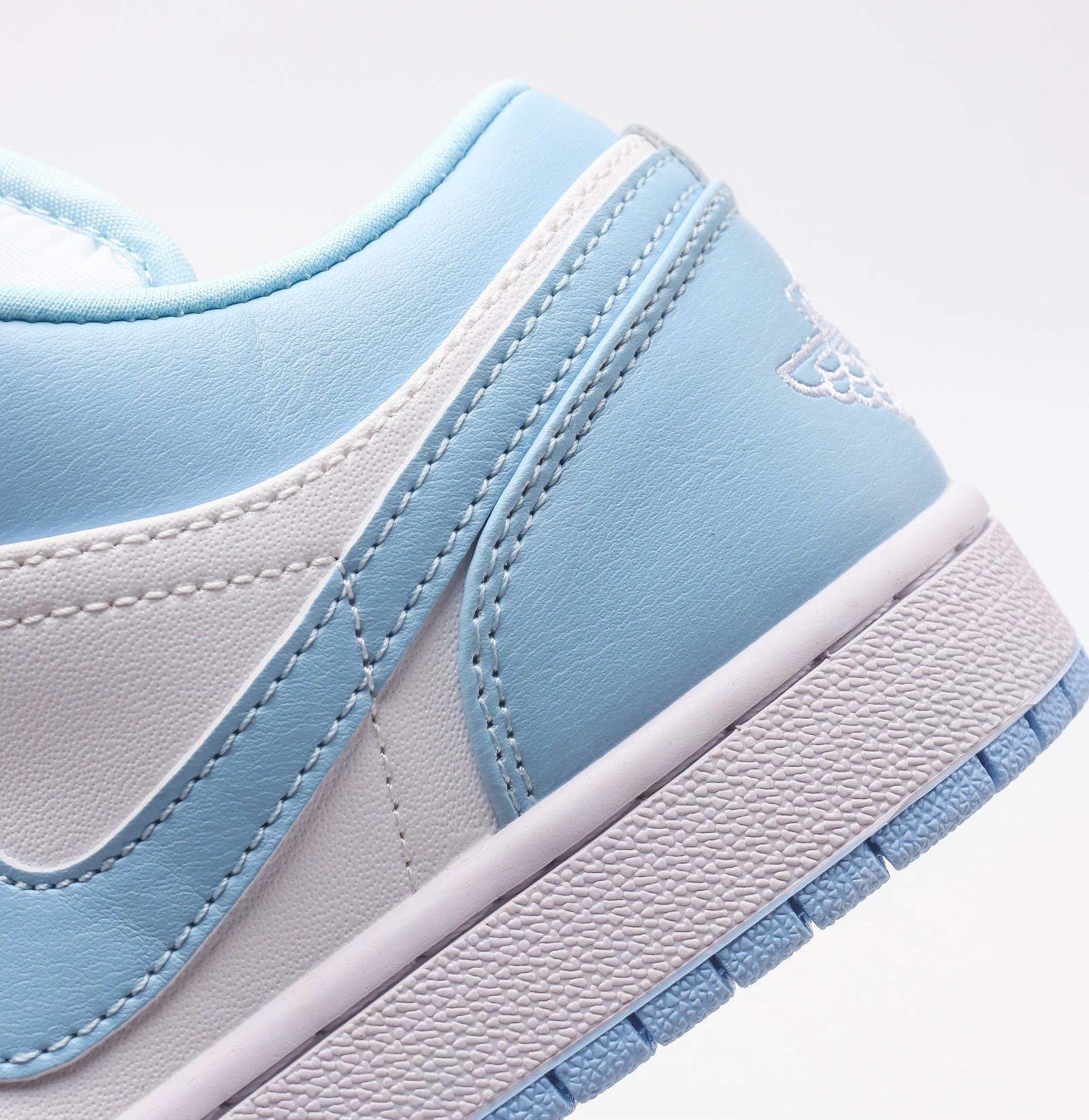 NIKE Air Jordan 1 low AJ1 HGJK0407ZLL