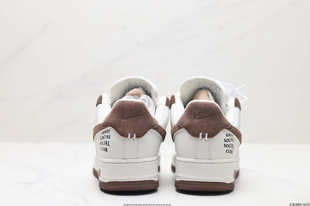 Nike Air Force 1 '07 white brown