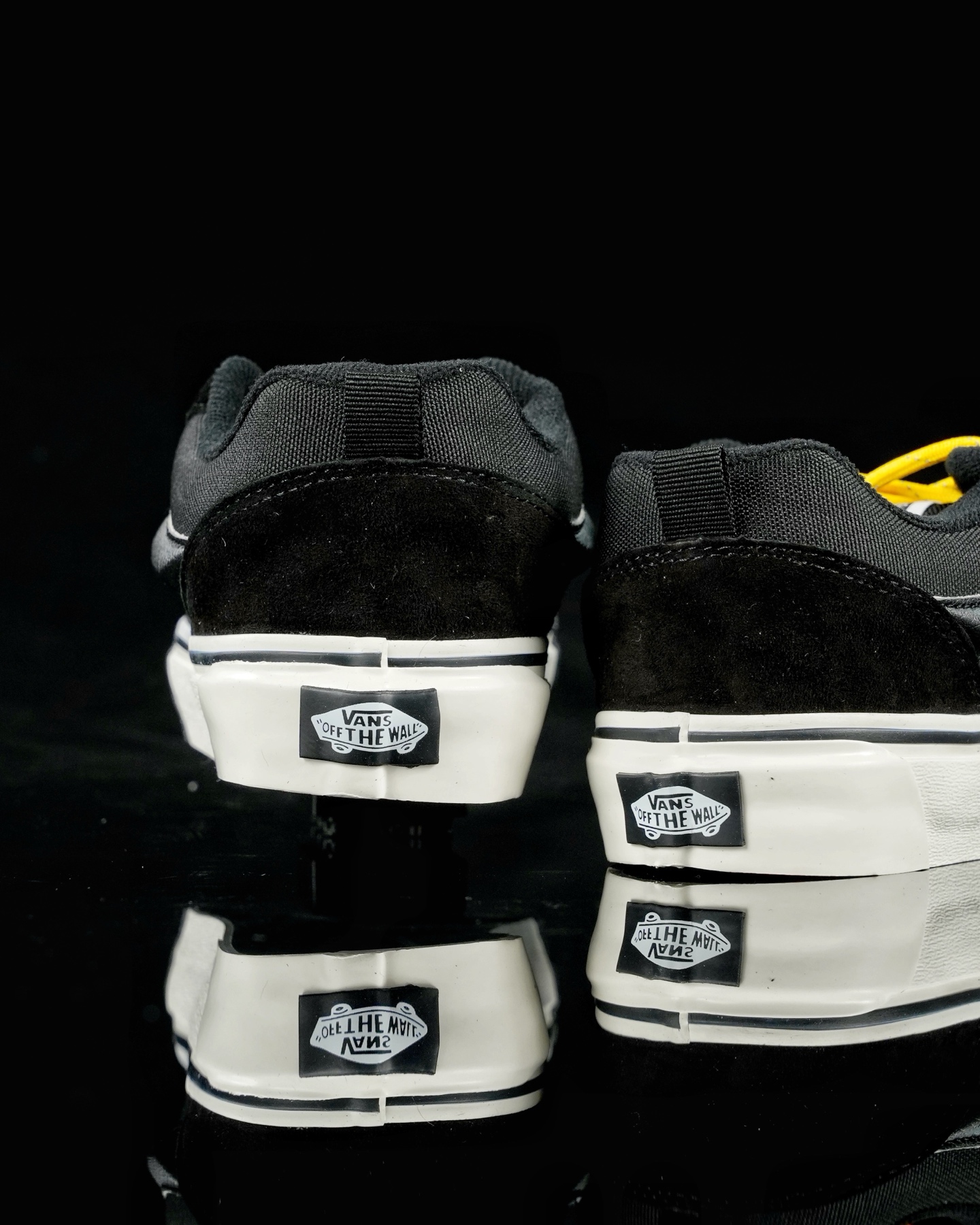 Vans Knu Skool black yellow