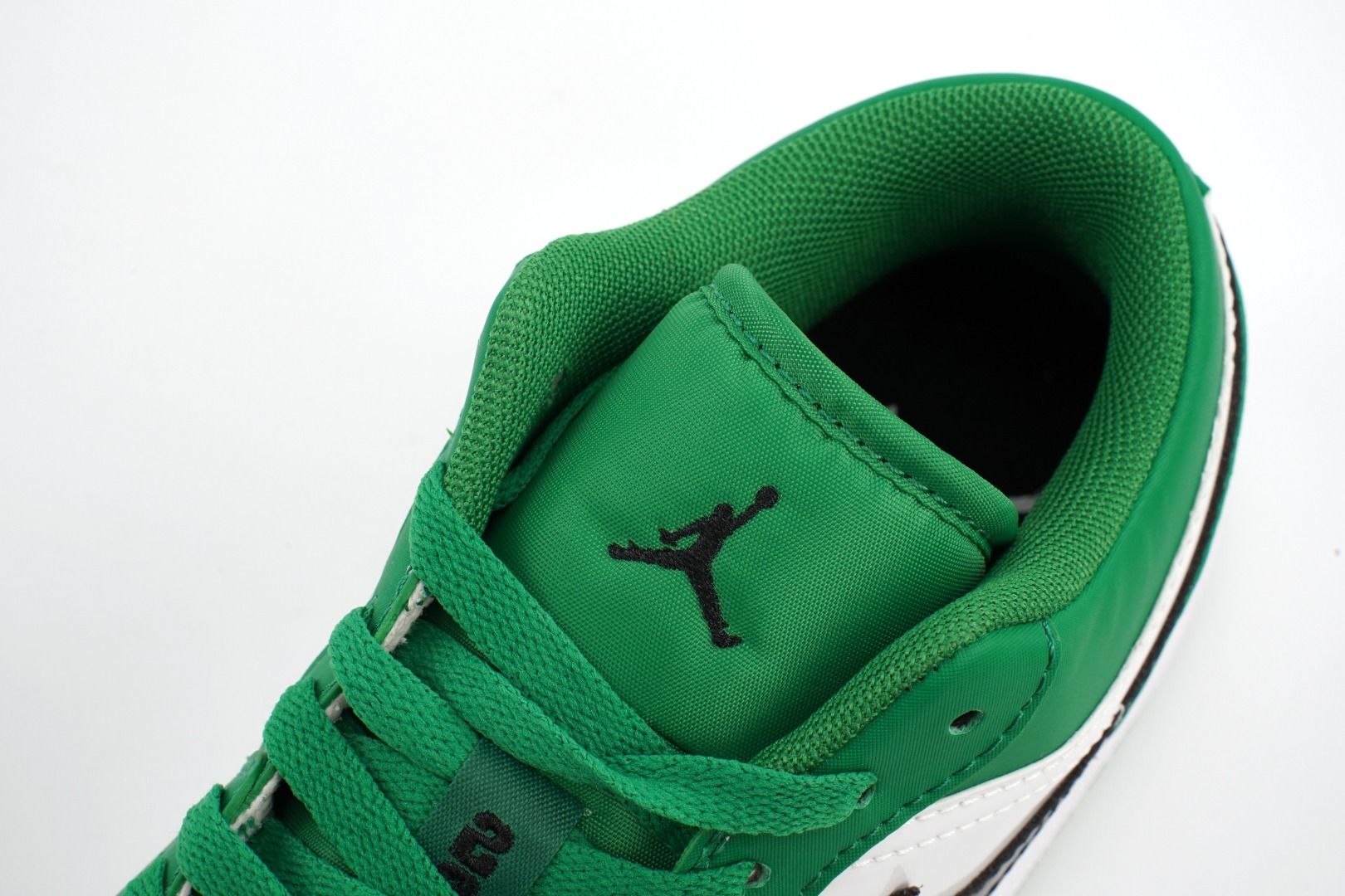 Air Jordan 1 Low OG white green black
