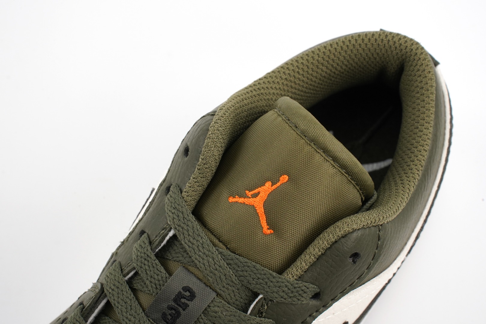 Air Jordan 1 Low OG Bean Paste Green
