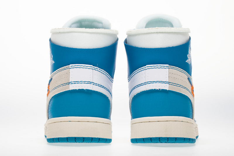 Nike Air Jordan 1 Retro High OG North Carolina Blue