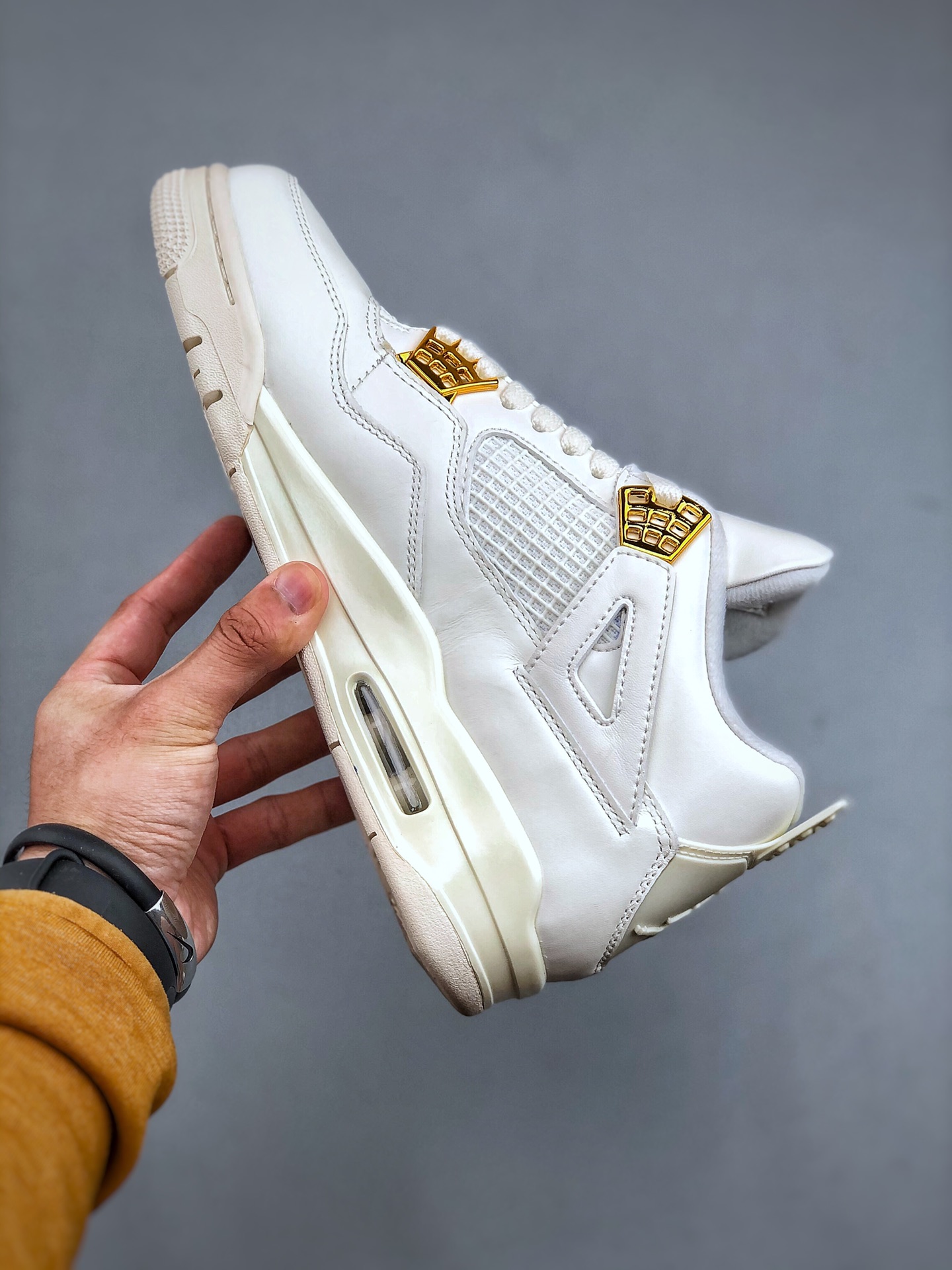 Nike Air Jordan 4 Metallic Gold