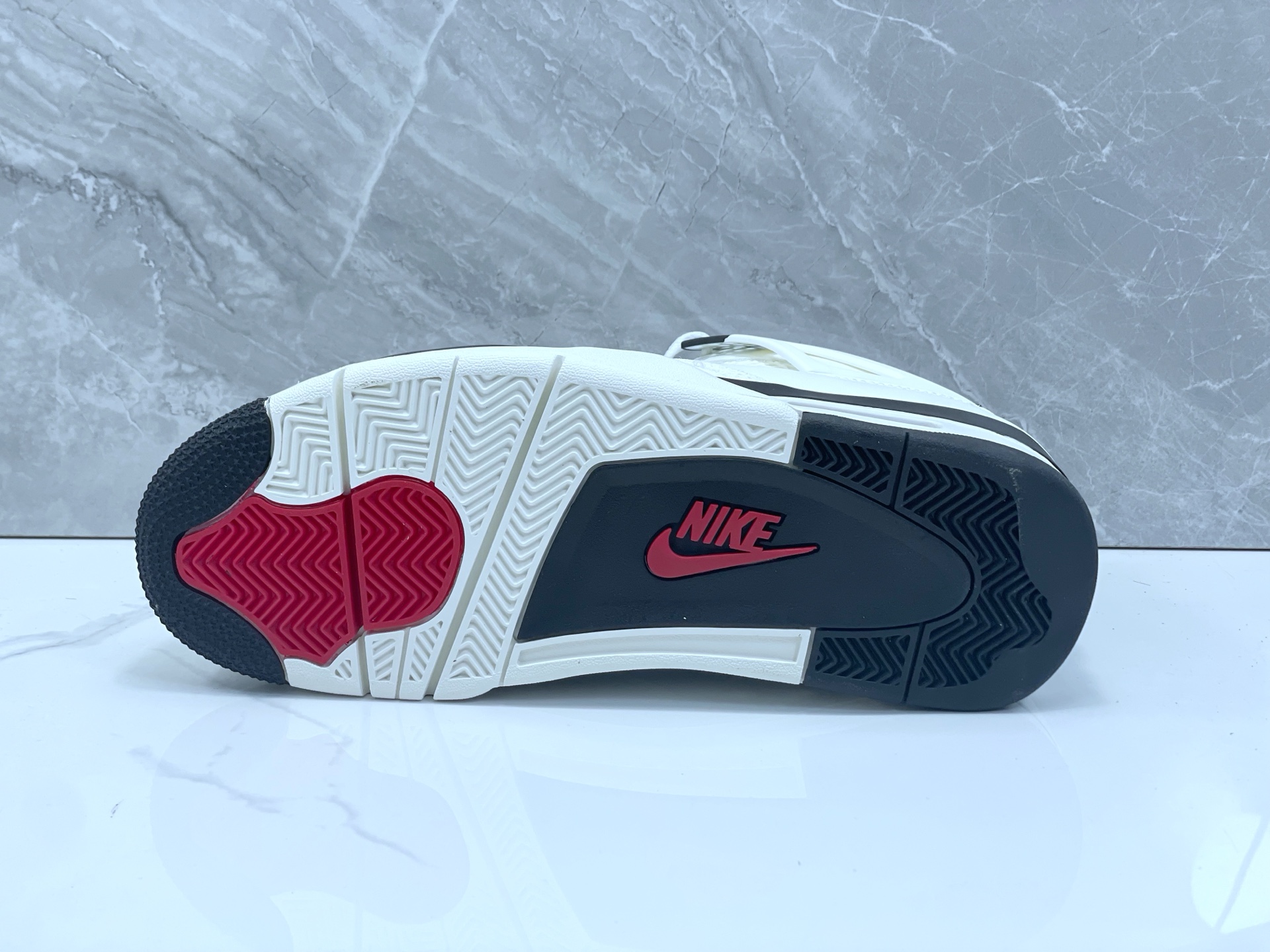 Nike Air Jordan 4 Retro Fight Club