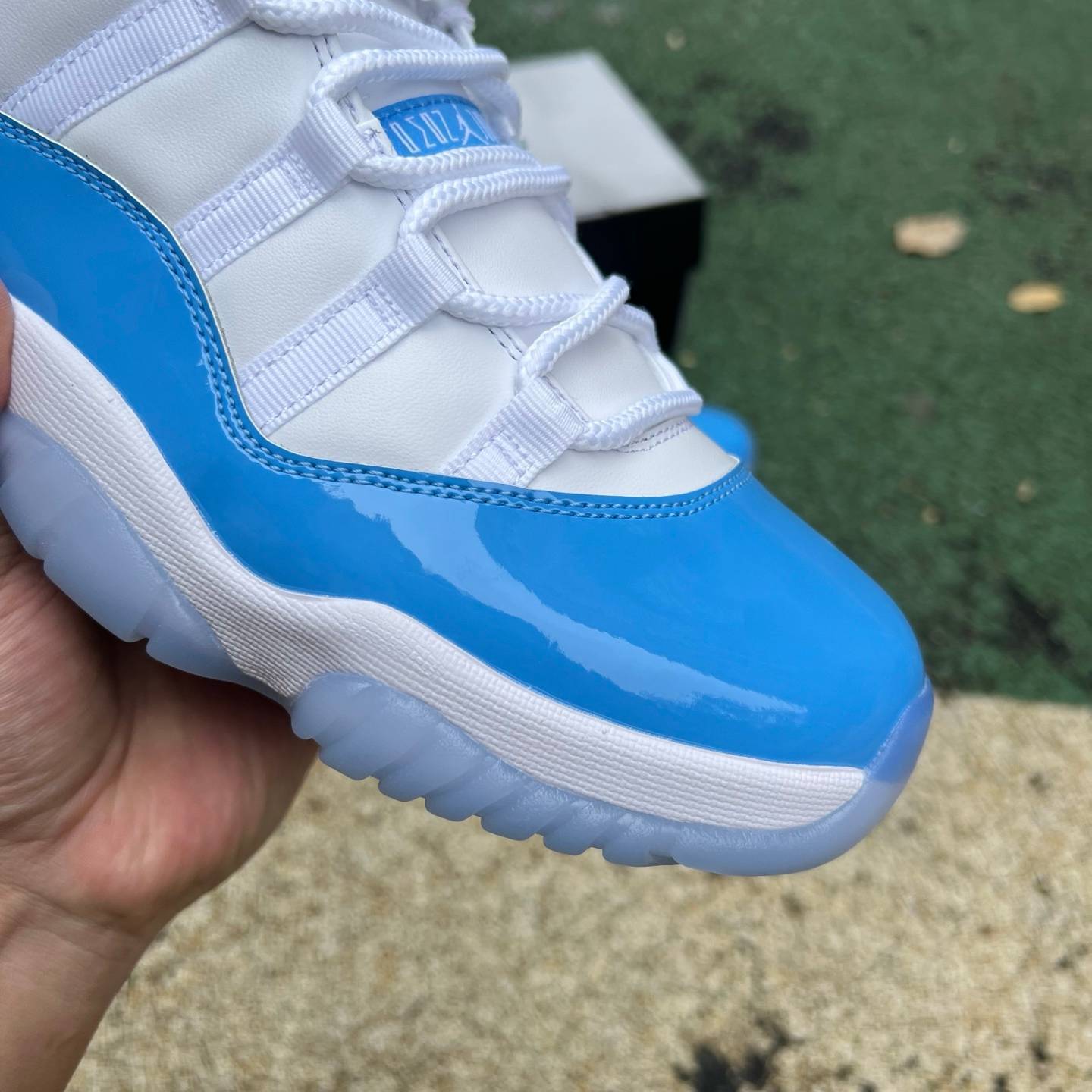 Air Jordan 11 Retro Low - Legend Blue