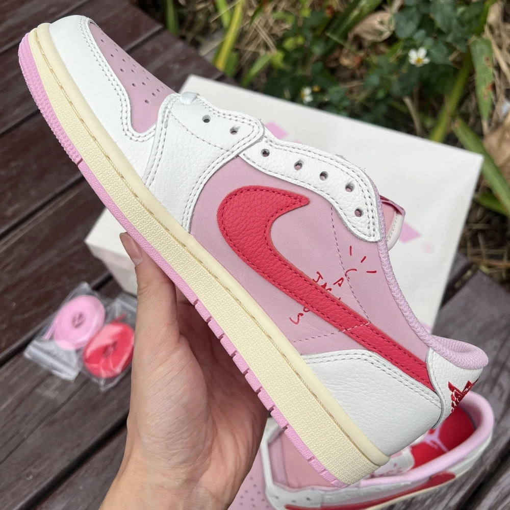 Nike Air Jordan 1 Low OG SP x Travis Scott Pink/Red