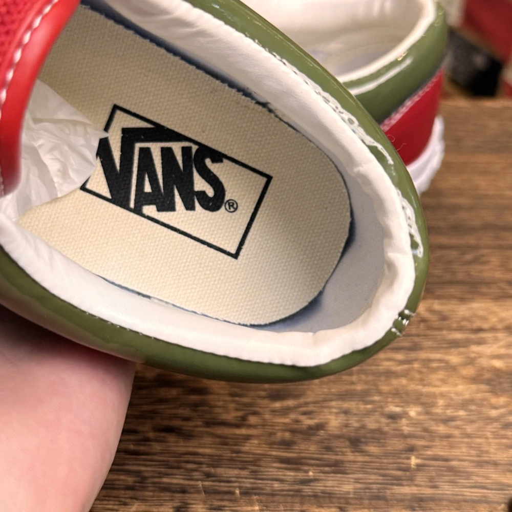 Vans Premium Old Skool Style 36 Red & Olive Patent