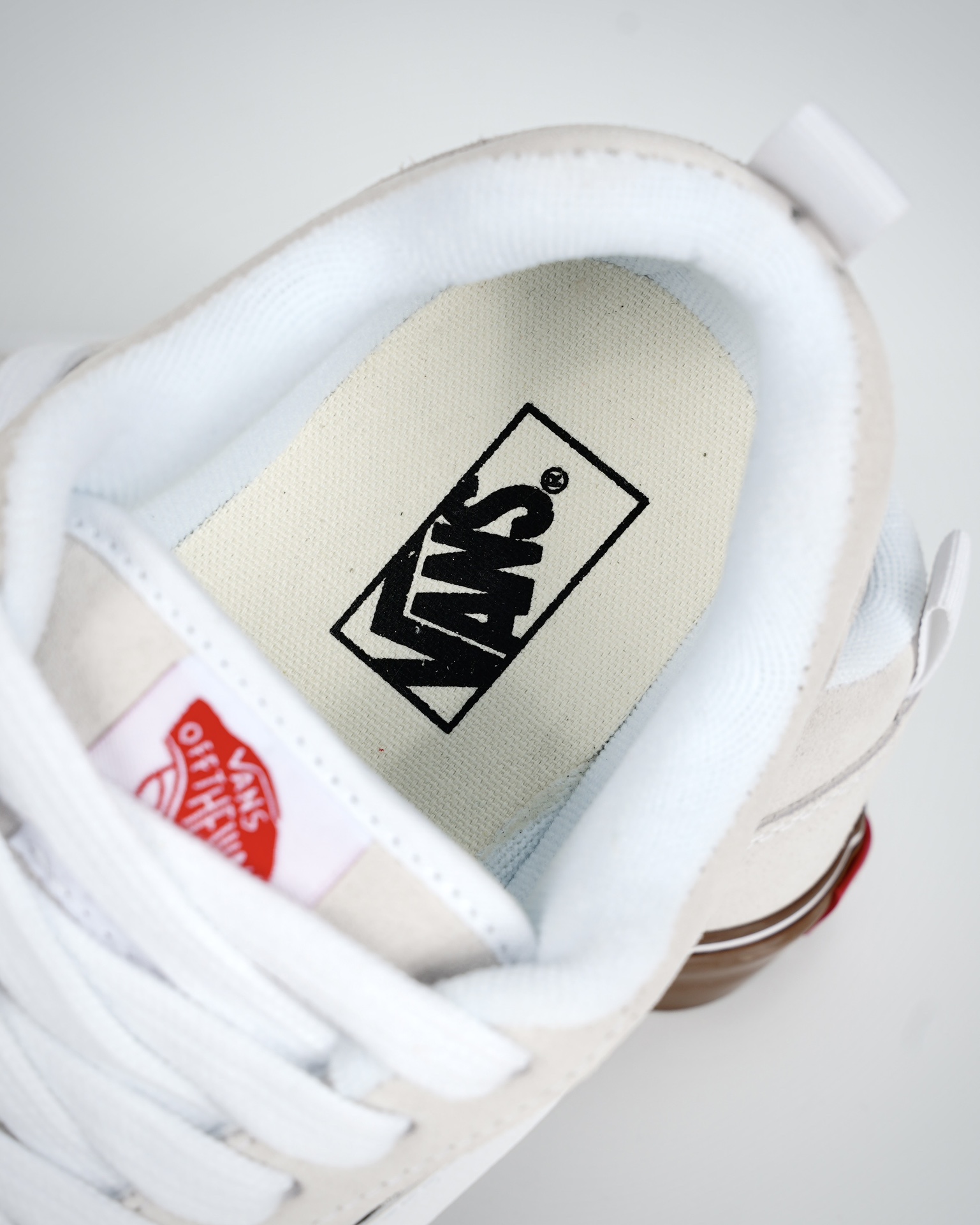Vans Knu-Skool VR3 LX milk tea