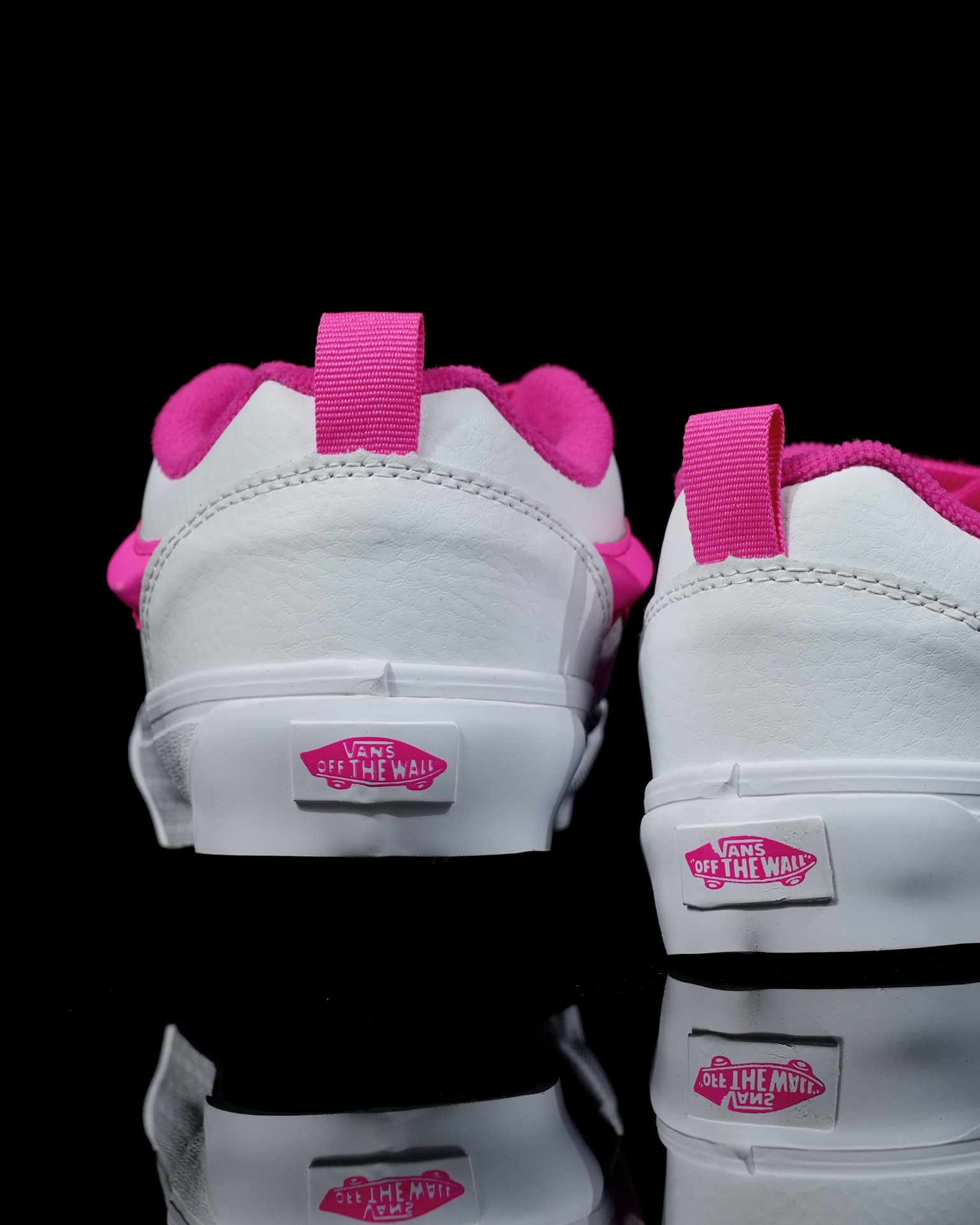 Vans Knu Skool white pink