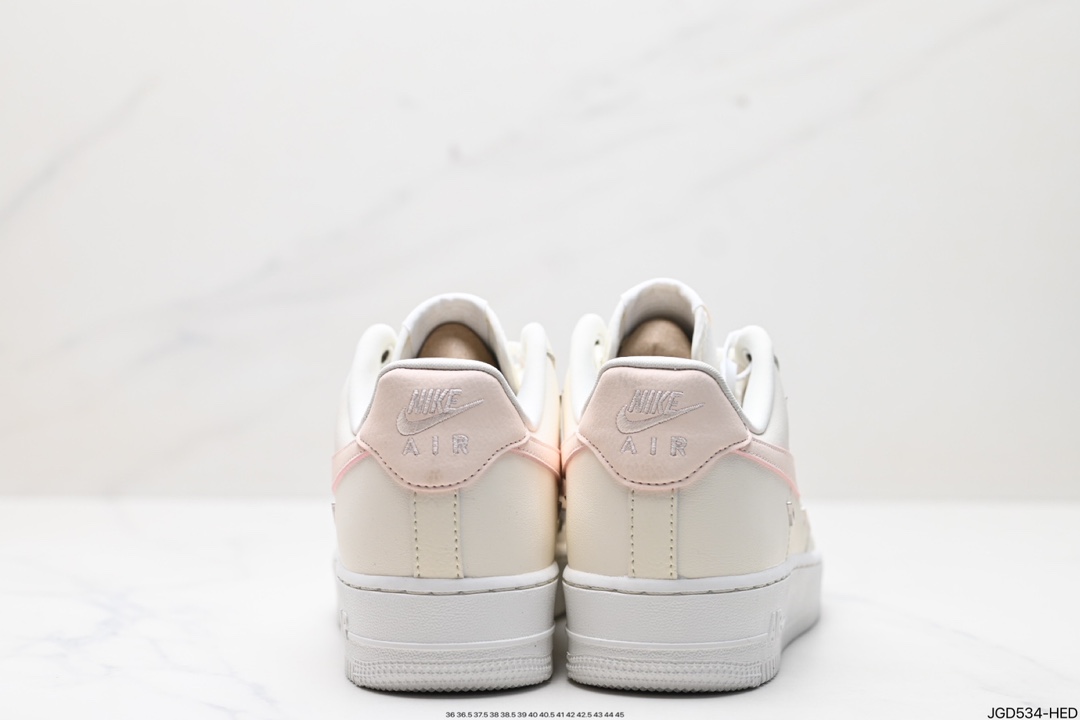 Nike Air Force 1 '07 guava ice