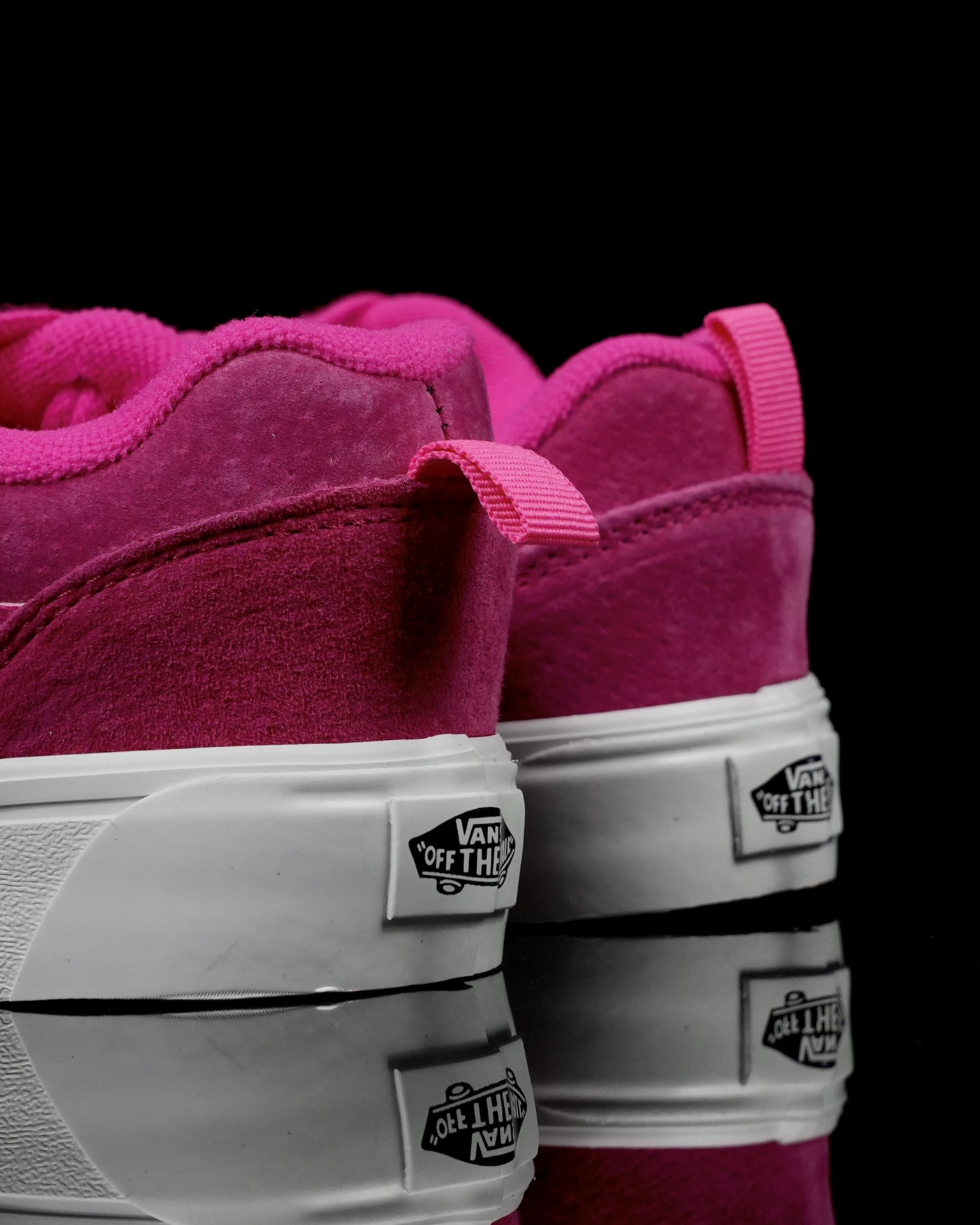 Vans Knu Skool Fire Dragon Fruit