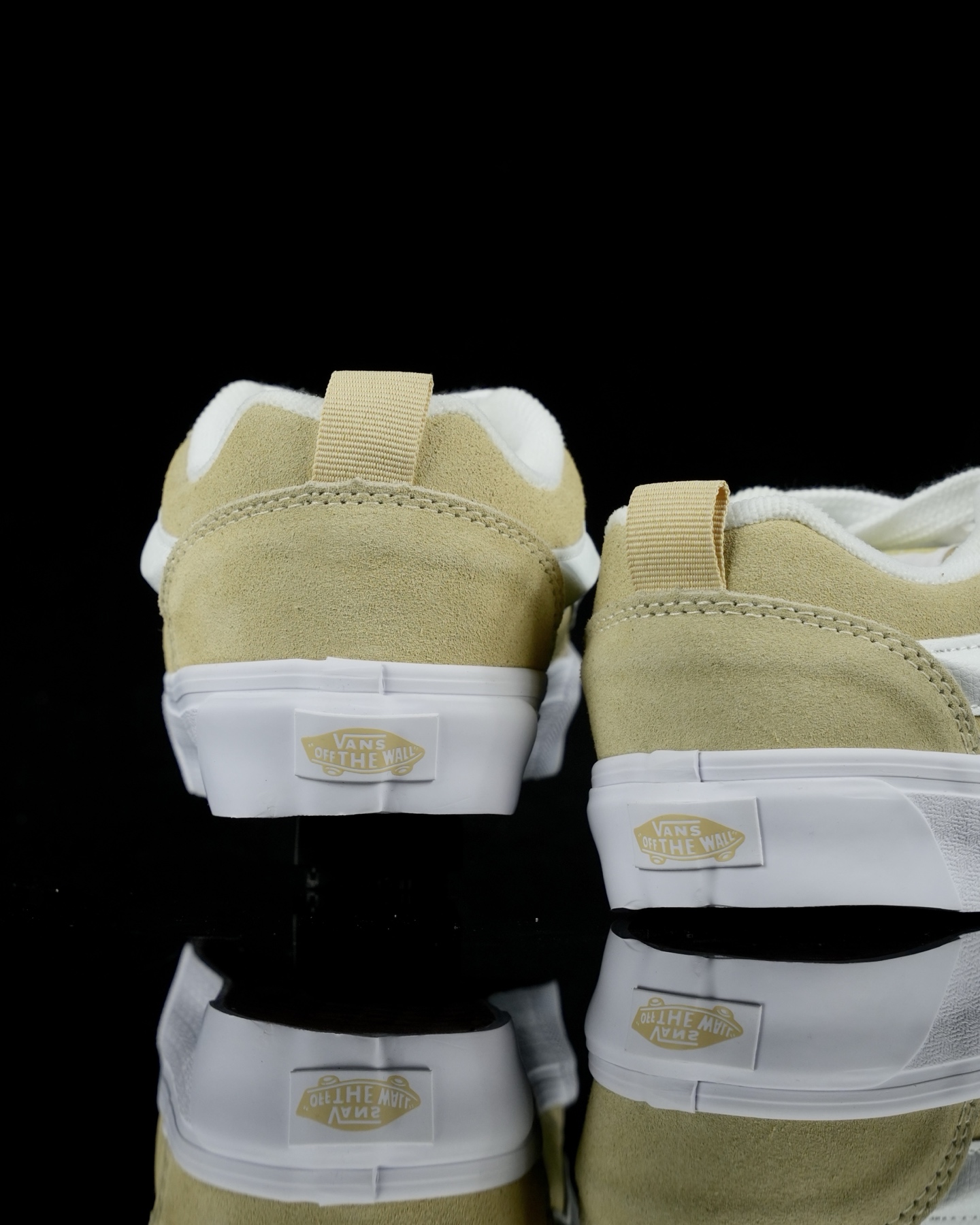Vans Knu-Skool pastel yellow