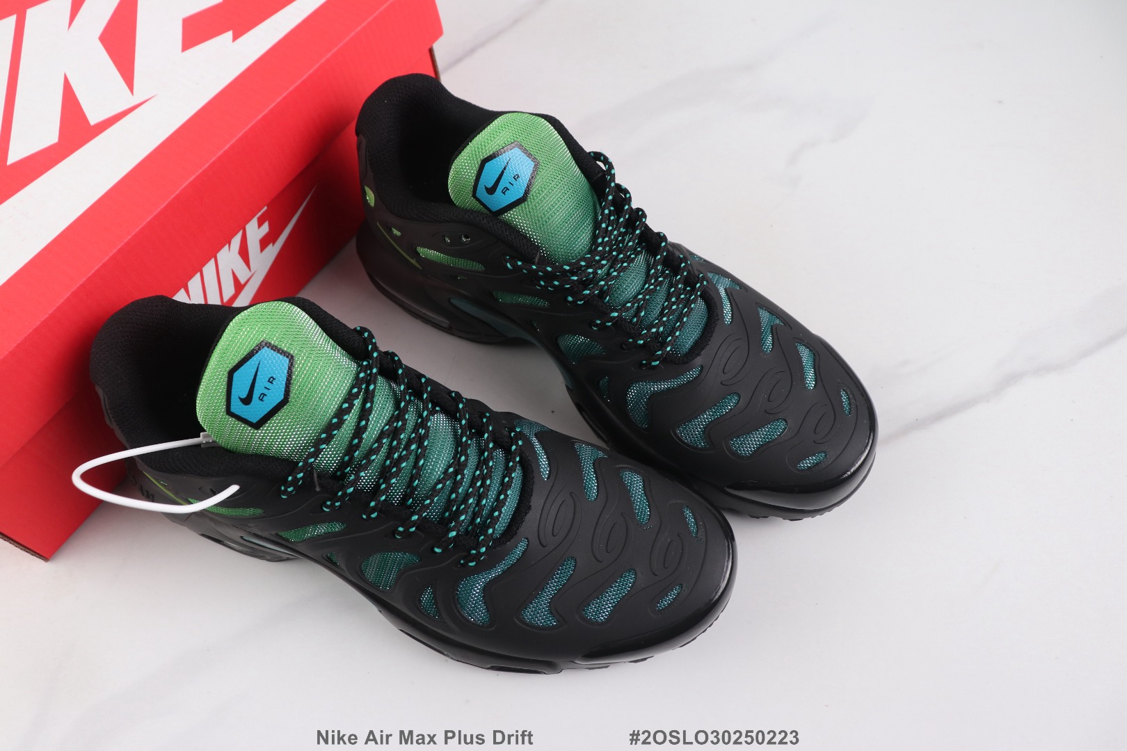 Nike Air Max Plus Drift black green