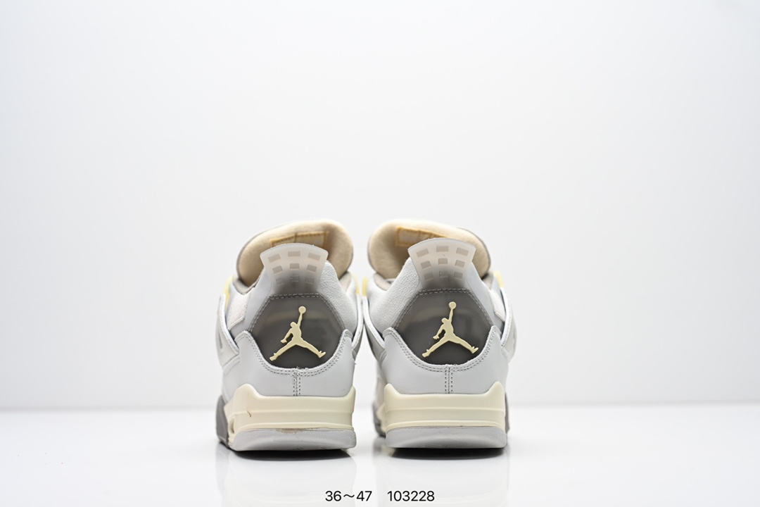 Nike Air Jordan 4 Craft Photon Dust