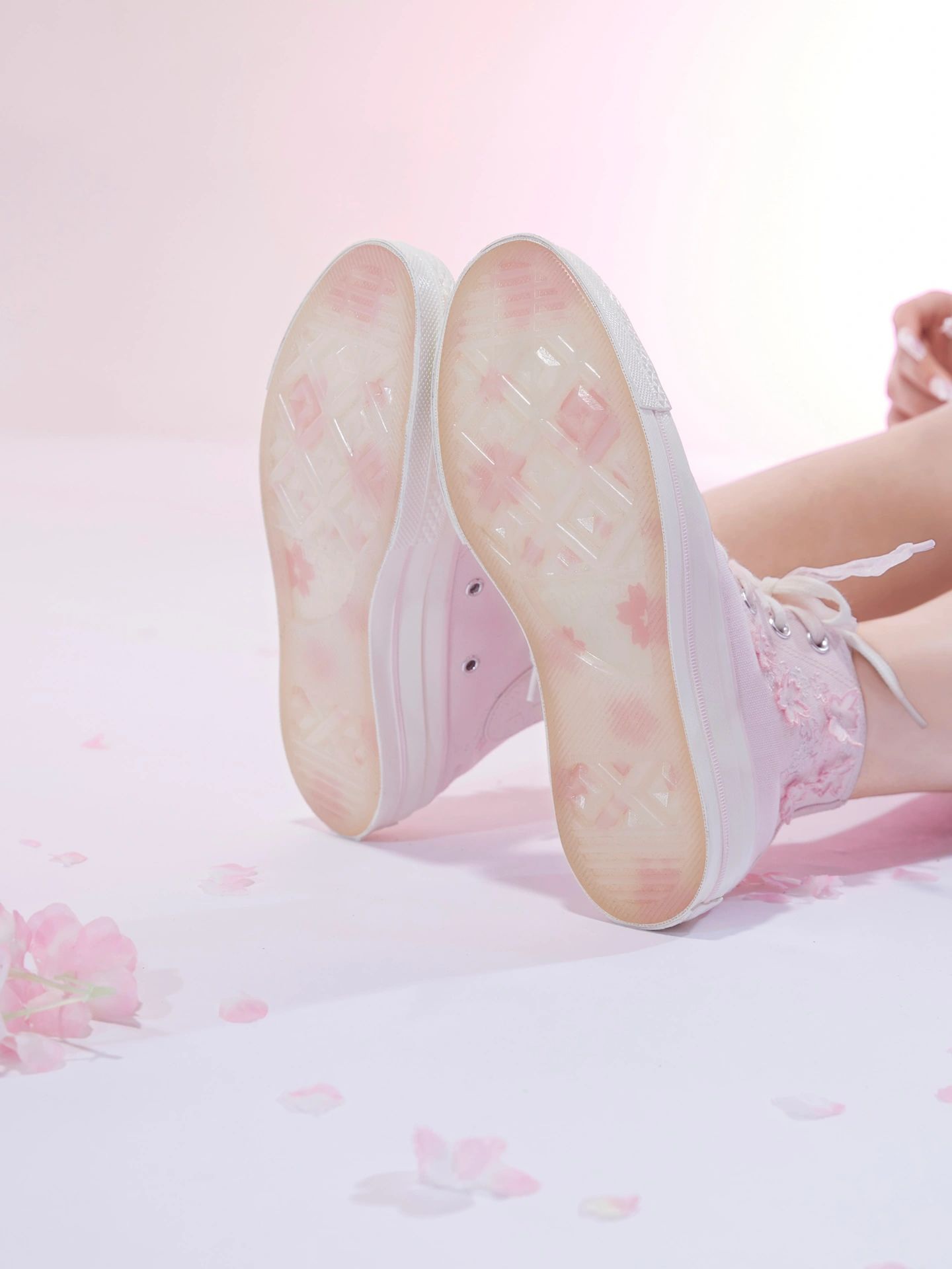 Converse  Chuck 70 Cherry Blossom A06222C