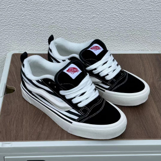 Vans Knu-Skool zebra