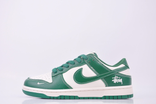 Nike Dunk Low x Stussy Emerald Green