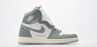 Nike Air Jordan 1 Retro High OG white grey