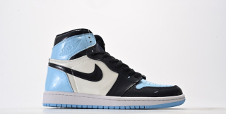 Nike Air Jordan 1 Retro High OG white blue black
