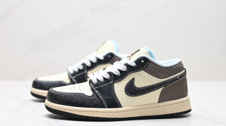 Nike Air Jordan 1 Low HQ3437-101