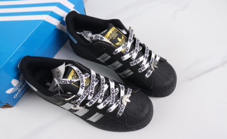 Adidas Originals Superstar black silver gold