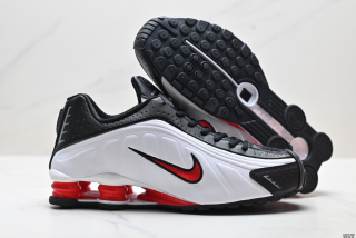 Nike Shox R4 platinum tint