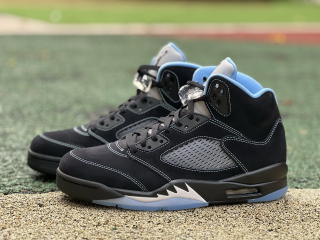 Nike Air Jordan 1 Retro 5 Black University Blue