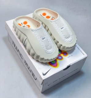 Nike Mind 001 Sail/Light Bone